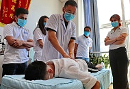 Традиционная китайская медицина впечатляет все больше и больше иностранцев